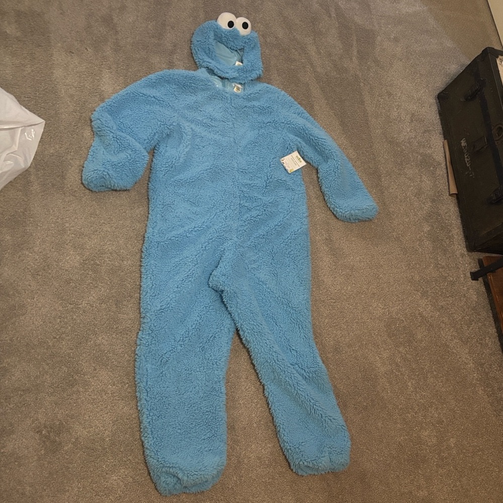 Pottery Barn Cookie Monster Adult NWT M/L - Picture 7 of 7